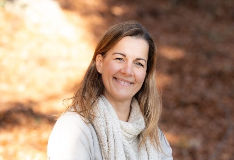 Karoline Hofer Profil, Yogaplatzl Gründerin